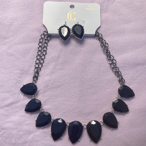 Blue Teardrop Necklace with Earrings - Picture 2 of 5